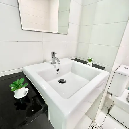 K 1-5Pax Trefoil Cozy Home Setia Alam Tv Wifi Sccc Shah Alam Exterior photo